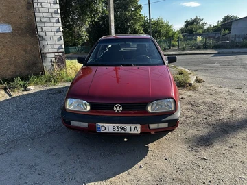 Авто Volkswagen Golf 1997 № 8889319