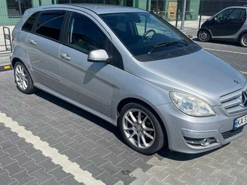 Авто Mercedes B Серия 2010 № 8889415