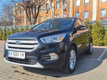 Авто Ford Escape 2019 № 8889443
