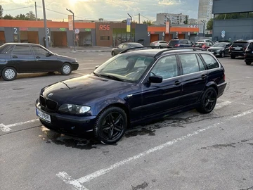 Авто BMW 3 Серия 2004 № 8889526