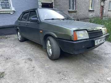 Авто ВАЗ 21099 1995 № 8889639