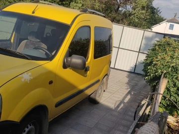 Авто Renault Kangoo Passenger 2000 № 8889721