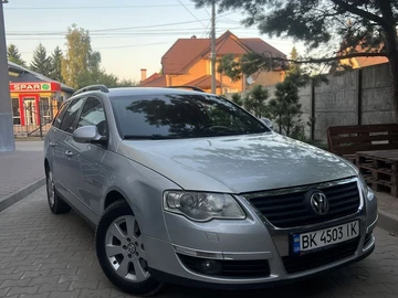Авто Volkswagen Passat Variant 2007 № 8889815