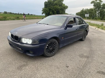 Авто BMW 5 Серия 1999 № 8889821