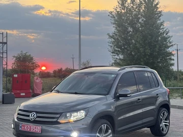 Авто Volkswagen Tiguan 2018 № 8889835