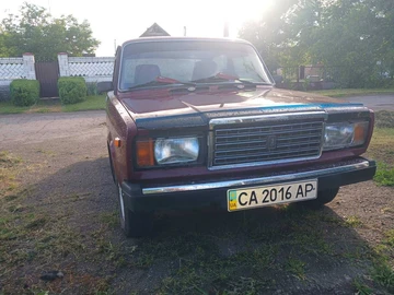 Авто ВАЗ 2107 2004 № 8889888
