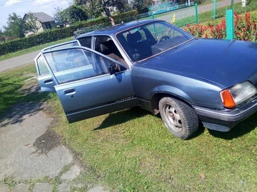 Авто Opel Rekord 1982 № 8889908