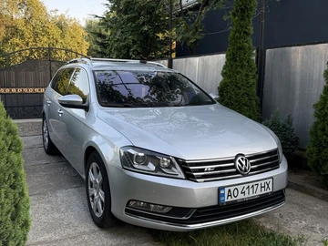 Авто Volkswagen Passat Variant 2010 № 8890126