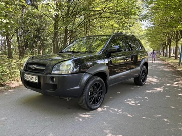 Авто Hyundai Tucson 2008 № 8890176