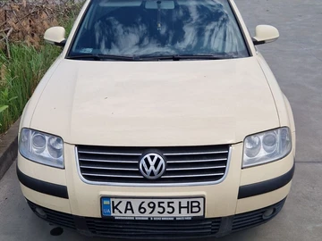 Авто Volkswagen Passat Variant 2005 № 8890204