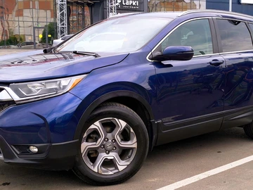 Авто Honda Cr-V 2017 № 8890208