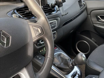 Авто Renault Scenic Iii 2011 № 8890270
