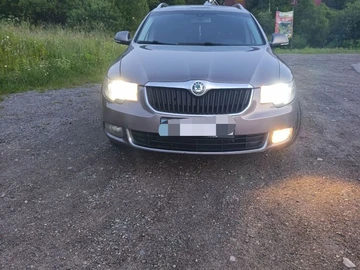 Авто Skoda Superb 2012 № 8890336