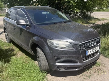 Авто Audi Q7 2006 № 8890490