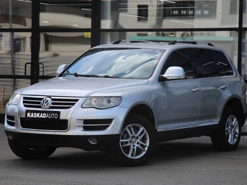 Авто Volkswagen Touareg 2007 № 8890524