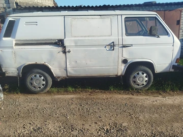 Авто Volkswagen Transporter 1988 № 8890633