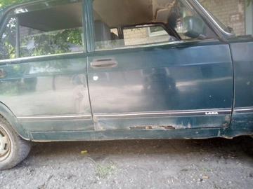 Авто ВАЗ 2107 2005 № 8890649