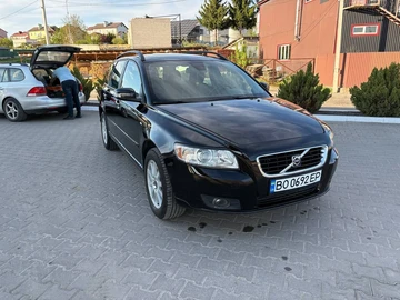 Авто Volvo V50 2009 № 8890764