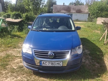 Авто Volkswagen Touran 2007 № 8890851