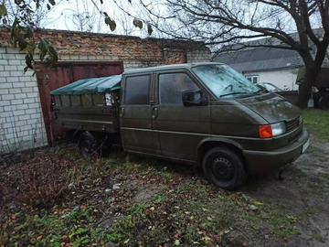 Авто Volkswagen Transporter 1994 № 8891164