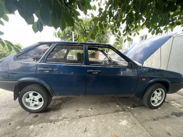 Авто ВАЗ 2109 2000 № 8891277