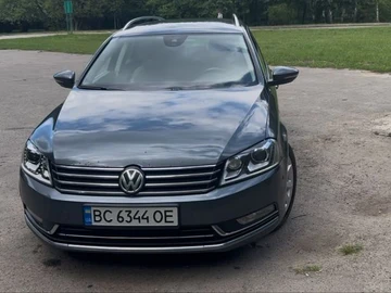 Авто Volkswagen Passat Variant 2012 № 8891469