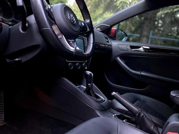 Авто Volkswagen Jetta 2016 № 8891541