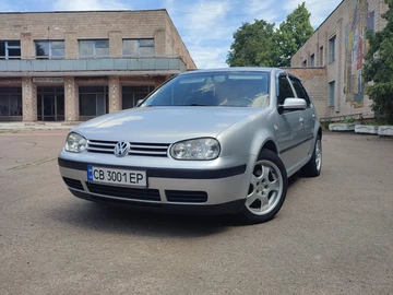 Авто Volkswagen Golf 2002 № 8891599