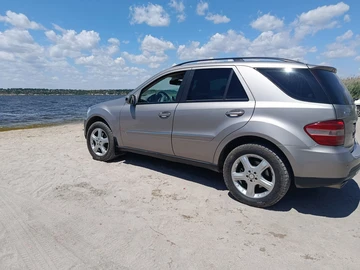 Авто Mercedes Ml Серия 2007 № 8891672
