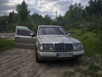 Авто Mercedes 230 1988 № 8891679