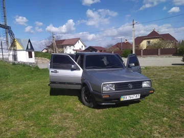 Авто Volkswagen Jetta 1988 № 8891713