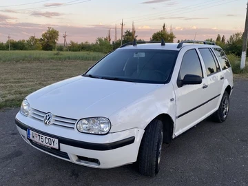 Авто Volkswagen Golf 2003 № 8891774