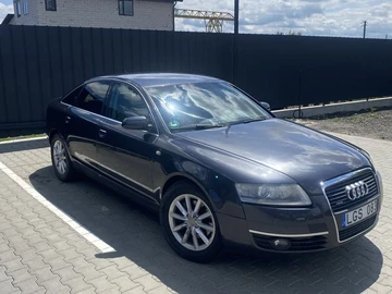 Авто Audi Quattro 2004 № 8891921