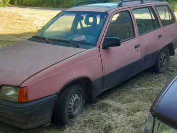 Авто Opel Kadett 1989 № 8892285