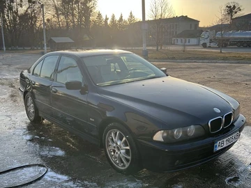 Авто BMW 5 Серия 2002 № 8892294