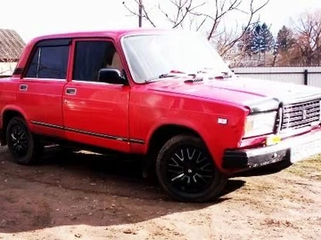 Авто ВАЗ 2107 1995 № 8892312