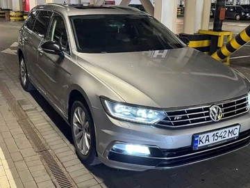 Авто Volkswagen Passat Variant 2015 № 8892532