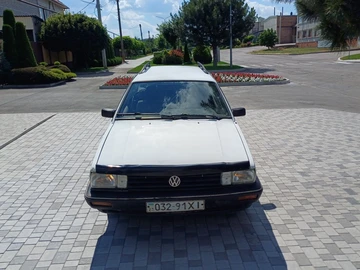 Авто Volkswagen Passat Variant 1987 № 8892622