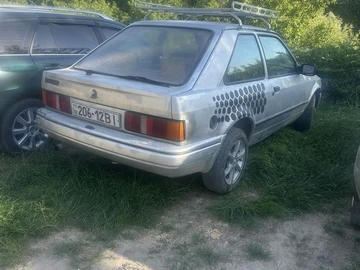 Авто Ford Escort 1988 № 8892626