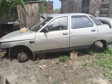 Авто ВАЗ 2110 2002 № 8892648