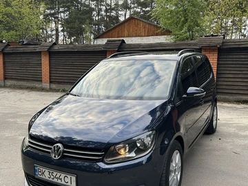 Авто Volkswagen Touran 2010 № 8892668