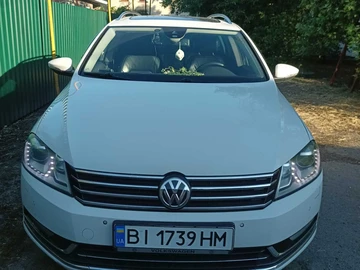 Авто Volkswagen Passat Variant 2011 № 8892826