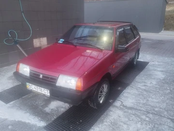 Авто ВАЗ 2109 1994 № 8892879