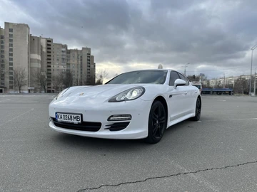 Авто Porsche Panamera 2010 № 8892883