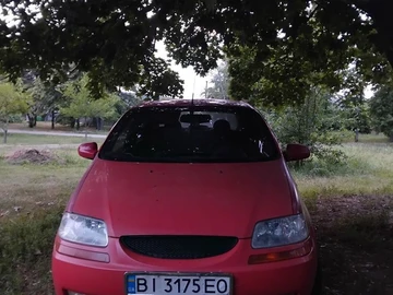 Авто Chevrolet Aveo 2005 № 8892890