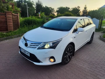 Авто Toyota Avensis 2012 № 8893046