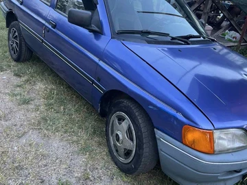Авто Ford Escort 1991 № 8893080