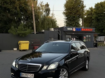 Авто Mercedes E Серия 2010 № 8893176