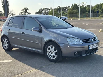Авто Volkswagen Golf 2005 № 8893189