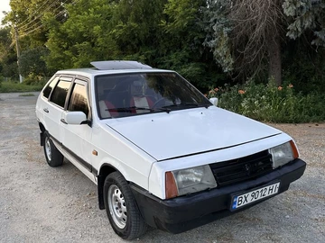 Авто ВАЗ 2109 1992 № 8893229